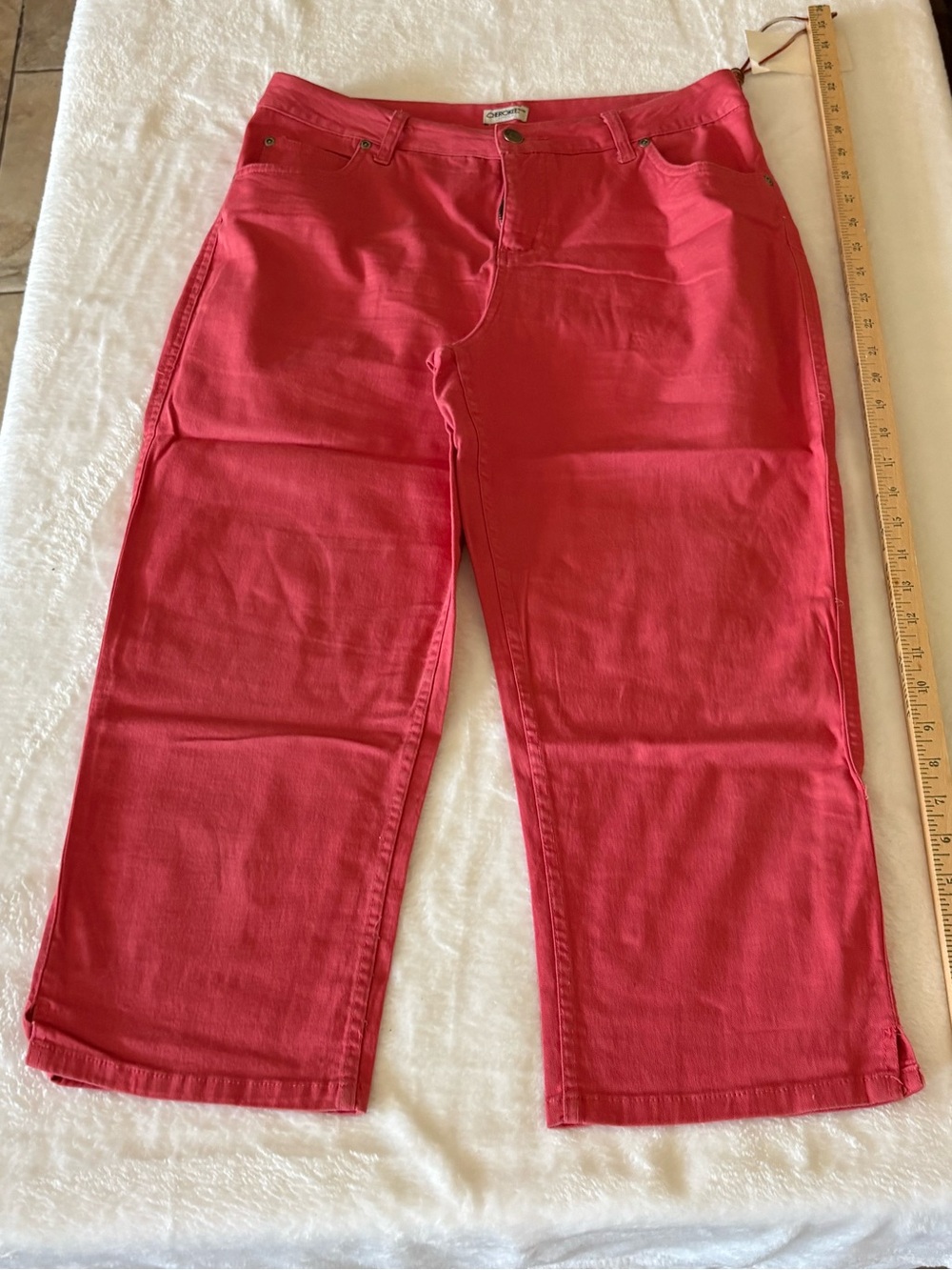 Coral women’s Capri jeans/Cherokee